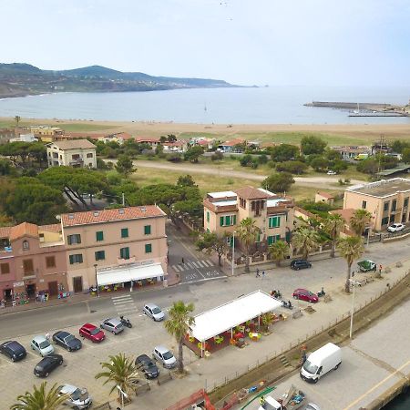 بوسا مارينا B&B Del Porto المظهر الخارجي الصورة