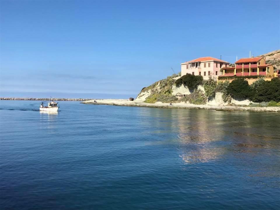 بوسا مارينا B&B Del Porto المظهر الخارجي الصورة