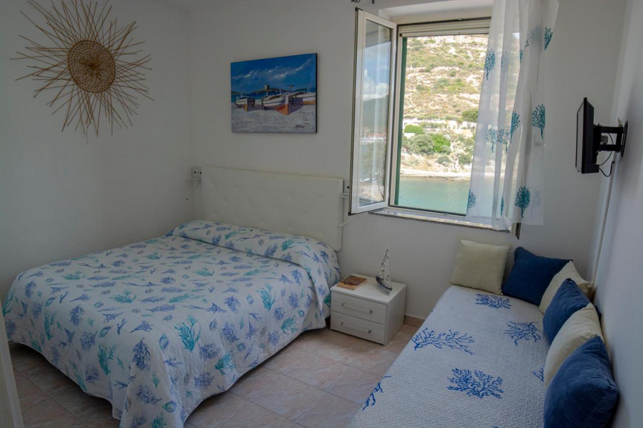 بوسا مارينا B&B Del Porto المظهر الخارجي الصورة