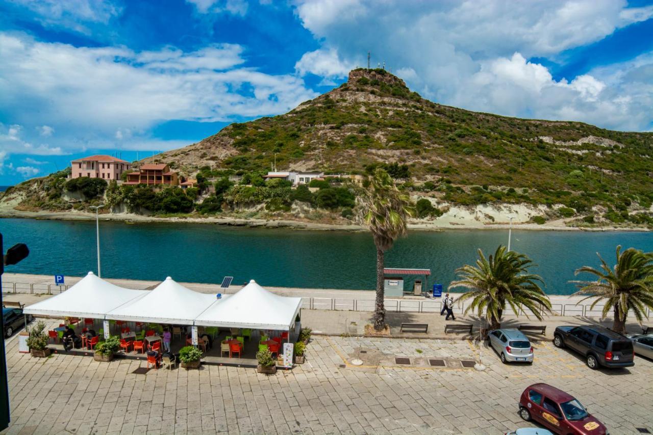بوسا مارينا B&B Del Porto المظهر الخارجي الصورة